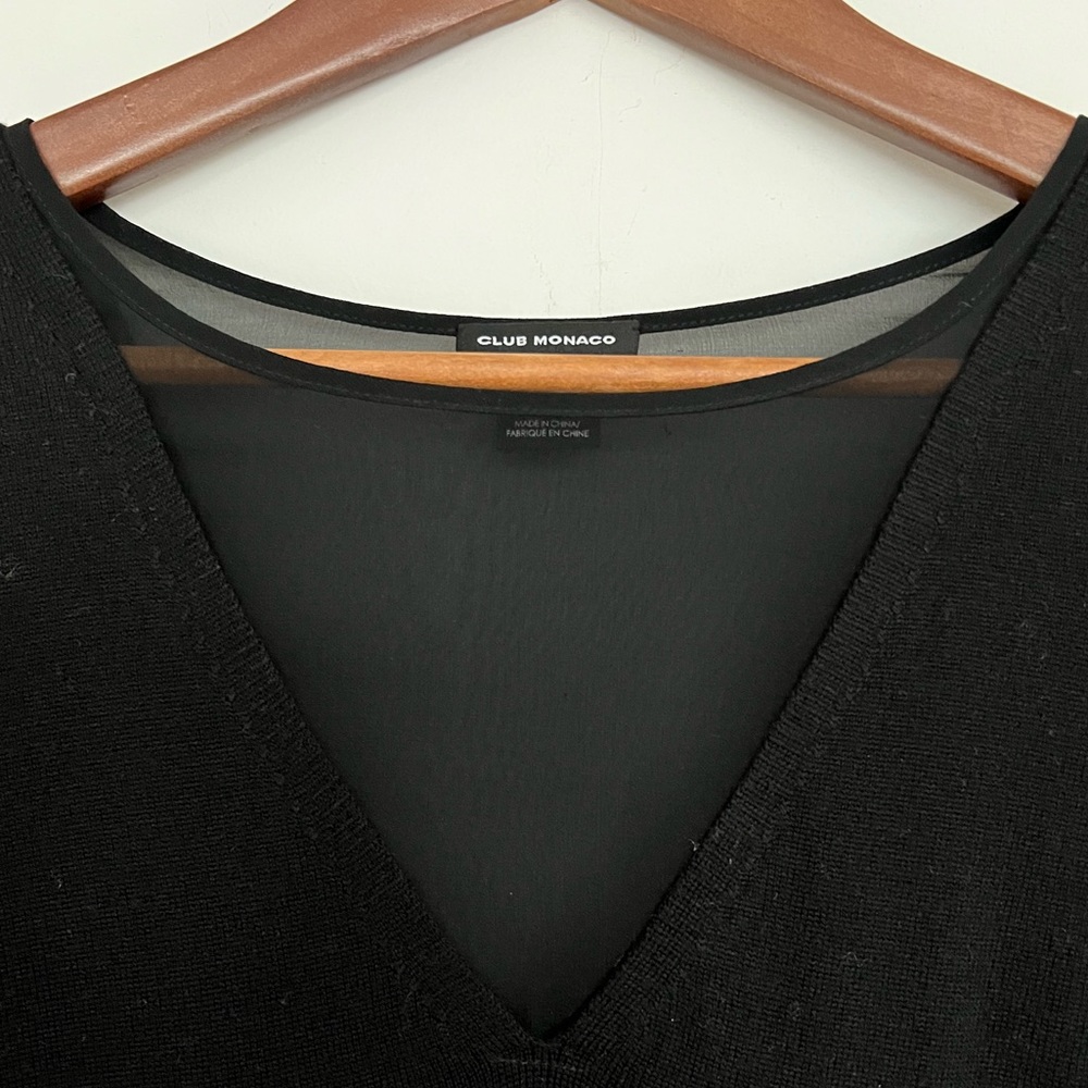 Club Monaco - Picture 2 of 3